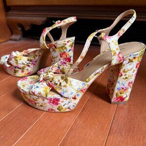 Marc Fisher Deren Platform Sandal